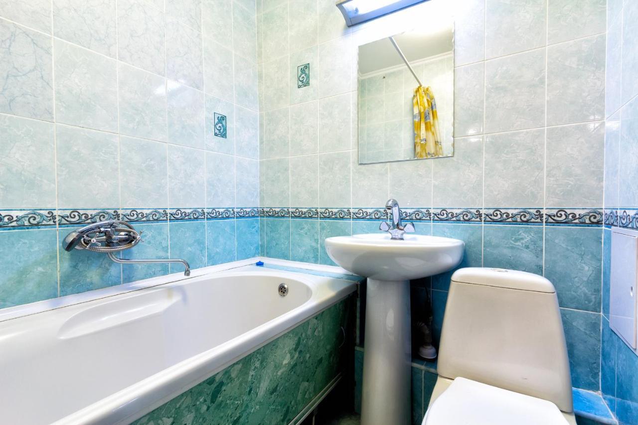 433 Lighthouse Apartments Arbat - Traveler'S Choice Almaty Eksteriør bilde