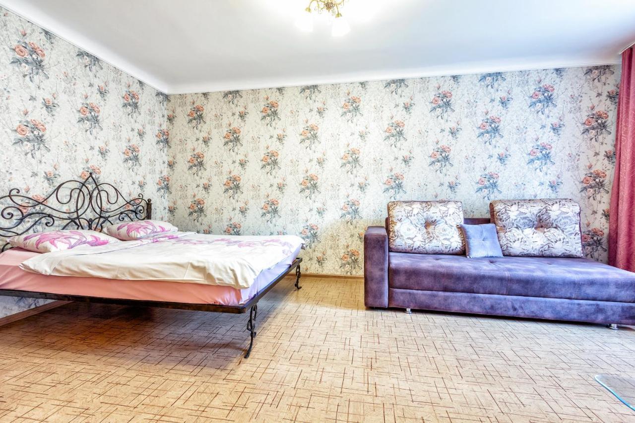 433 Lighthouse Apartments Arbat - Traveler'S Choice Almaty Eksteriør bilde